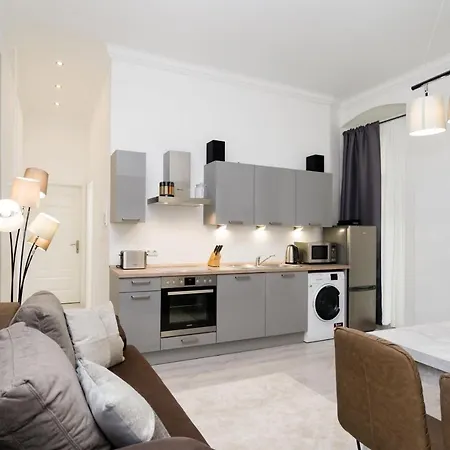 The Lohmeyer, 2 Sep Schlafzimmer, Familien- Und Gruppenfreundlich Berlin