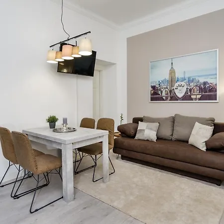 Lägenhet The Lohmeyer, 2 Sep Schlafzimmer, Familien- Und Gruppenfreundlich Berlin