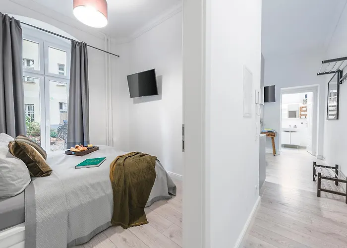 Lägenhet The Lohmeyerstr Iii, Lovely 2 Bedroom Group & Family Friendly, 2- 4 Guests, Self Check In